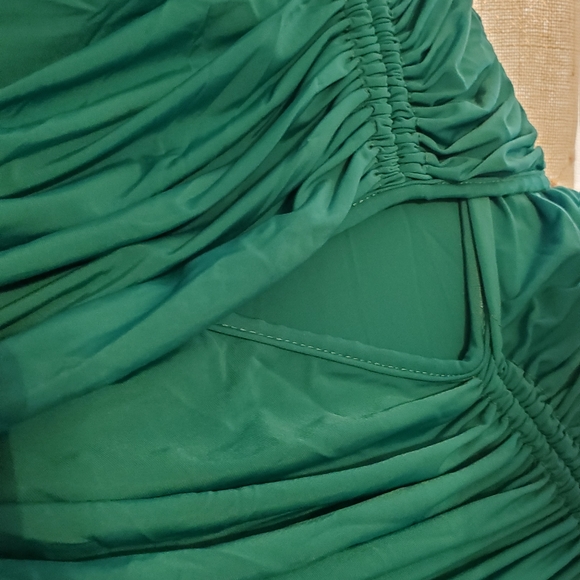 Dress - Picture 4 of 5